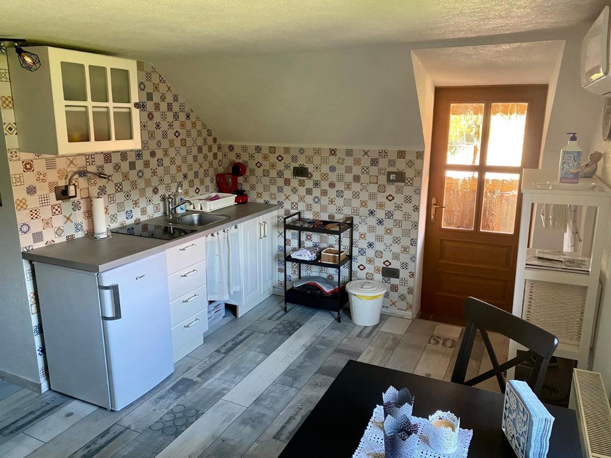 Apartma Obrh Šmarješke Toplice Eksteriør billede