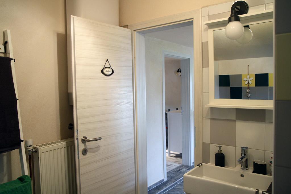 Apartma Obrh Šmarješke Toplice Eksteriør billede