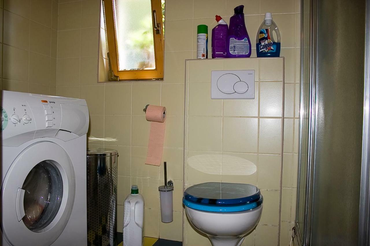 Apartma Obrh Šmarješke Toplice Eksteriør billede